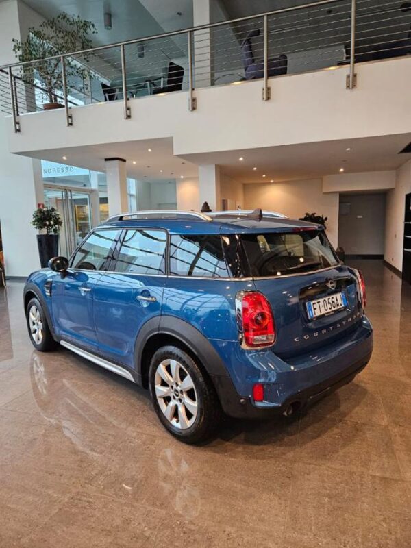 MINI Countryman - immagine 8